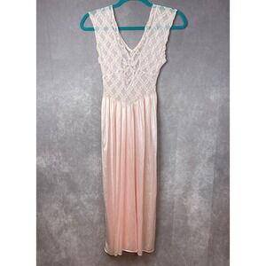 TJW Vintage Nightgown Small Pink Lacy Floral Lingerie Long‎ Retro Nighty USA